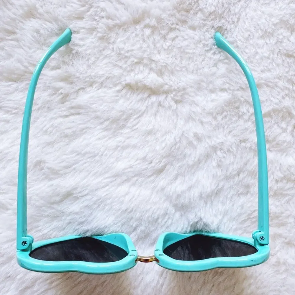 Pixie Green Girl Heart-shape Sunglasses